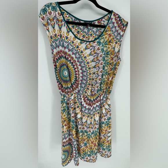 Allen B. By Allen Schwartz Women's Cut Out Back Colorful Scoop Neck Dress - Picture 4 of 15